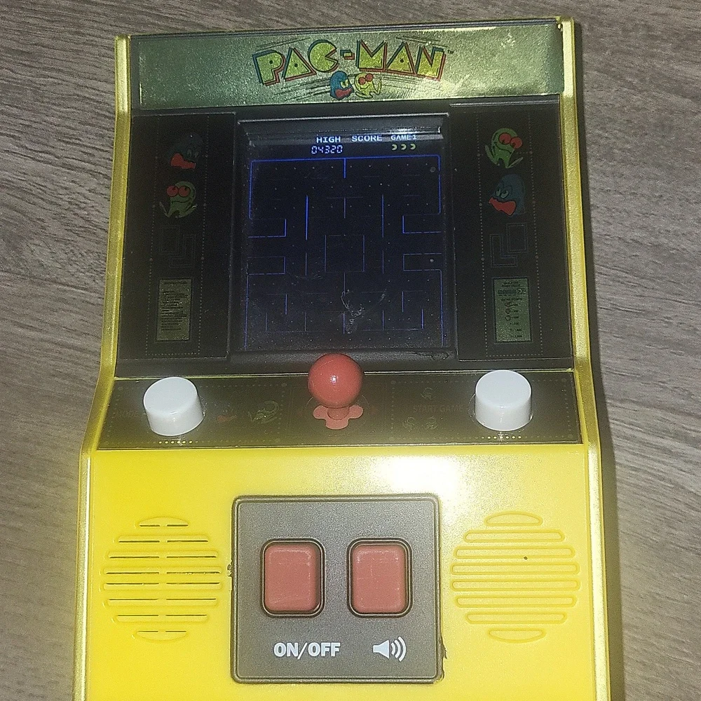 Retro Mini Arcade Game - Yellow Pac Man